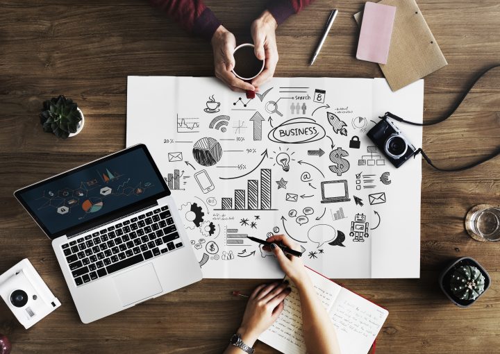 Stratégies de communication pour cabinets d'avocats : optimiser pour le succès